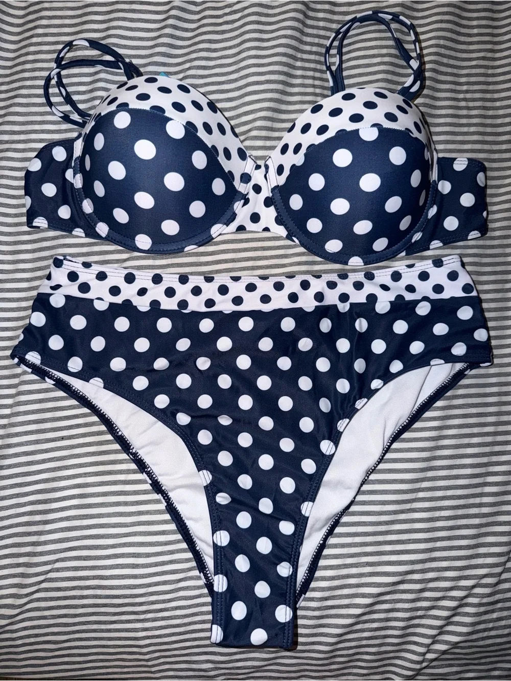 NWT CUPSHE - XL - Polka Dot Navy & White Women’s Bikini Set